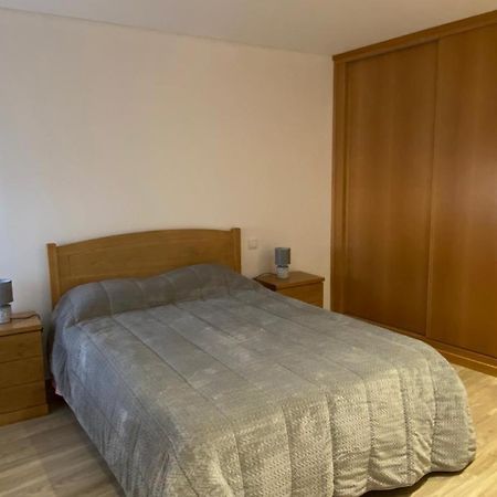 Vivenda Caixilao Casa Com 3 Quartos فيانا دو كاستيلو المظهر الخارجي الصورة