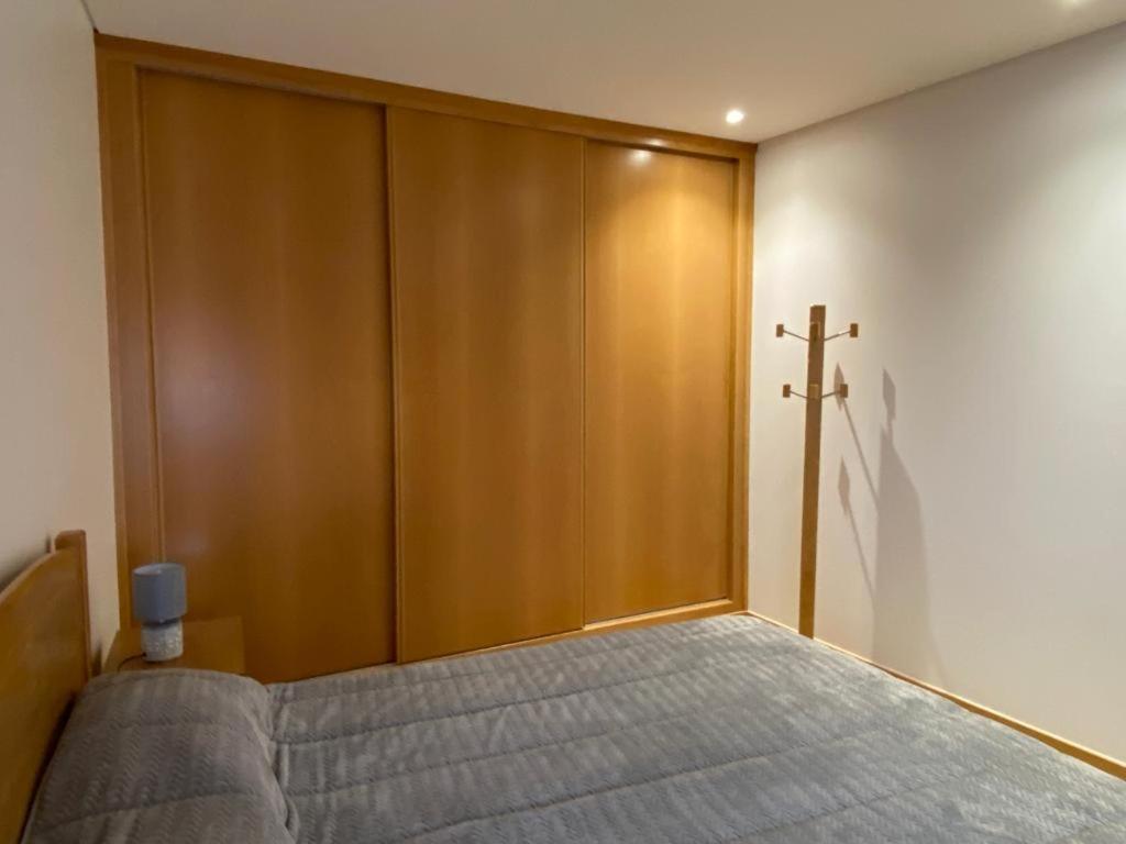 Vivenda Caixilao Casa Com 3 Quartos فيانا دو كاستيلو المظهر الخارجي الصورة